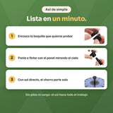 Lista en un minuto: enrosca la boquilla, ponla a flotar y con sol directo el chorro parte solo